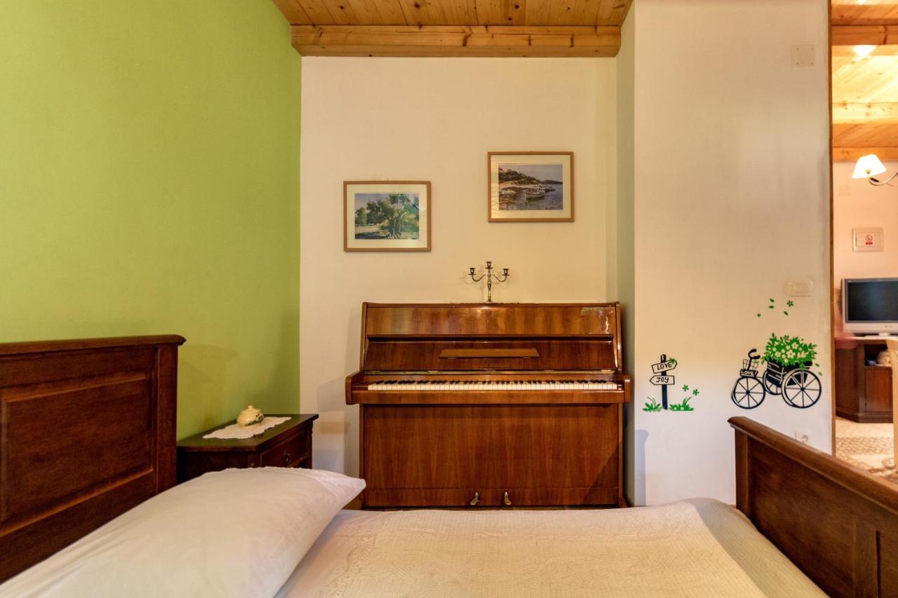 Apartment Tara Kaštela Esterno foto