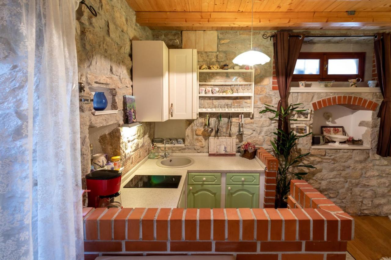 Apartment Tara Kaštela Esterno foto