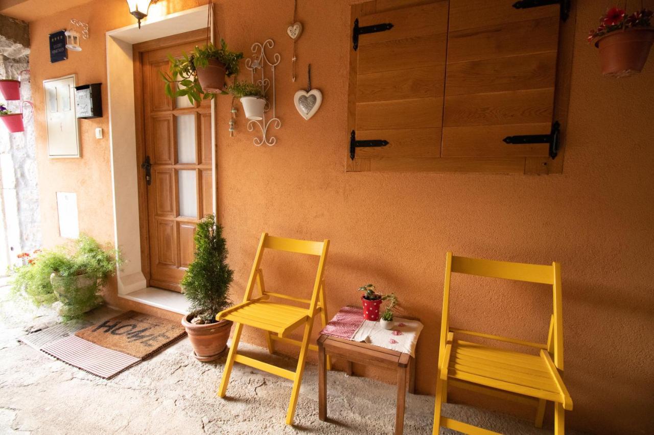 Apartment Tara Kaštela Esterno foto